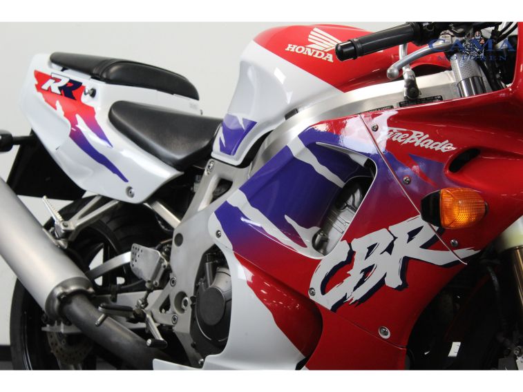 Honda CBR 900 RR FIREBLADE