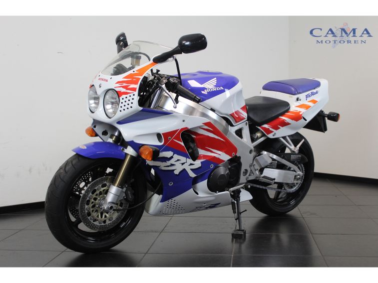 Honda CBR 900 RR FIREBLADE