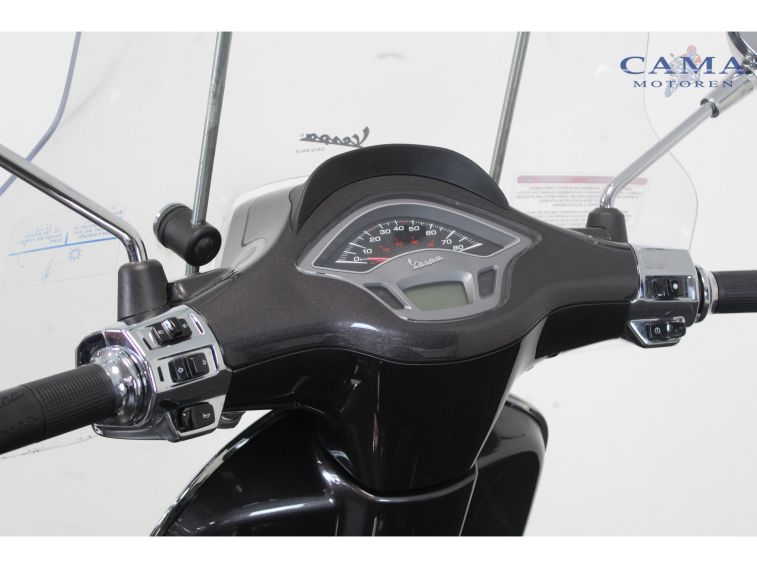 Vespa Sprint Special 4T. BROM 45