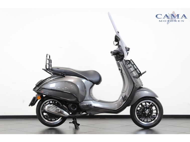 Vespa Sprint 4T. BROM 45