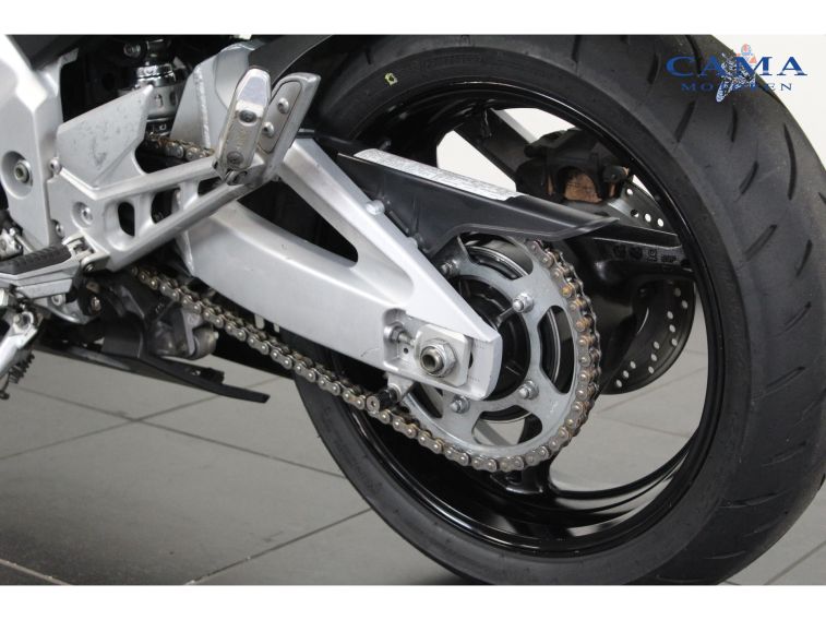 Suzuki GSR 600