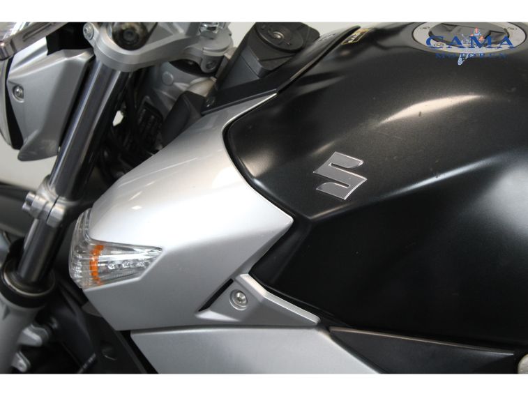 Suzuki GSR 600