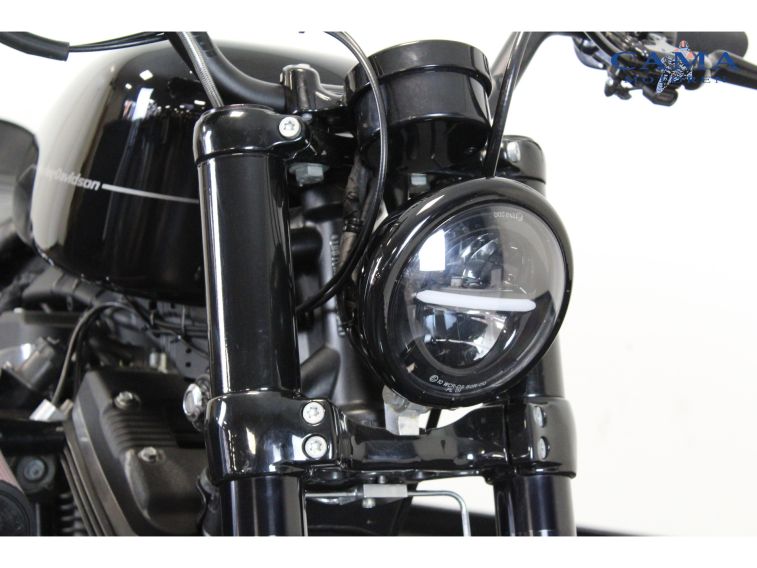 Harley-Davidson XL 1200 CX Screamin' Eagle