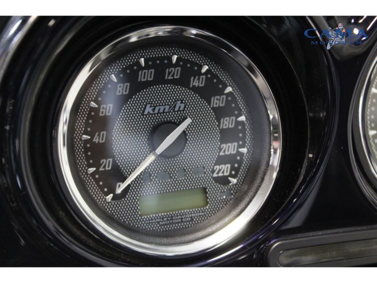 Harley-Davidson FLHTCUSE6 CVO Ultra Classic Electra Glide