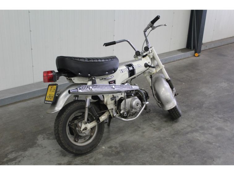 Honda DAX ST 50