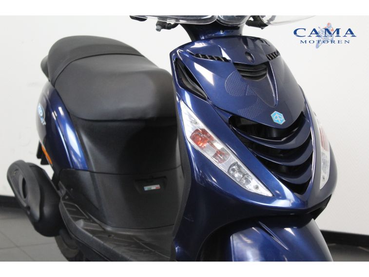 Piaggio Zip SNOR