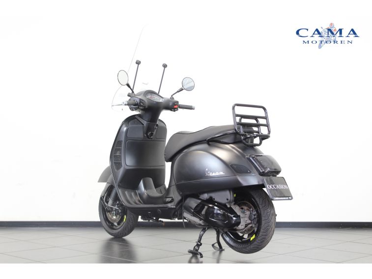 Vespa GTS 300