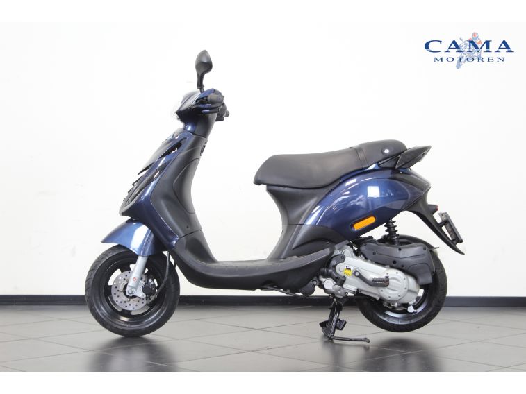 Piaggio Zip BROM