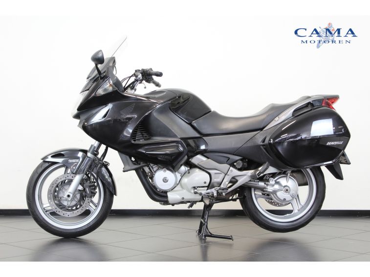 Honda NT 700 V DEAUVILLE