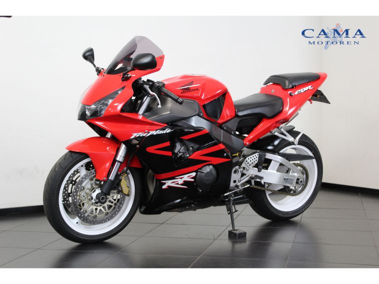 Honda CBR 900 RR FIREBLADE in nieuwstaat