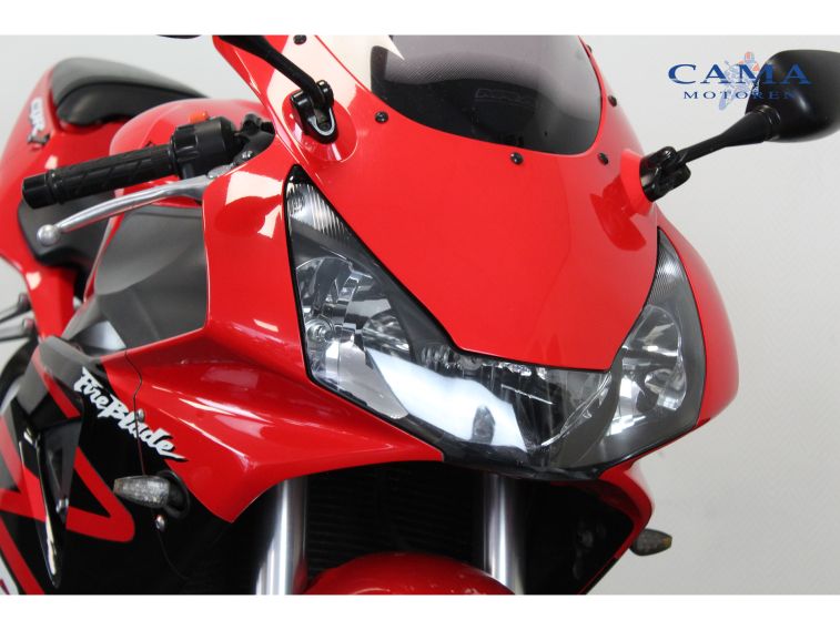 Honda CBR 900 RR FIREBLADE in nieuwstaat