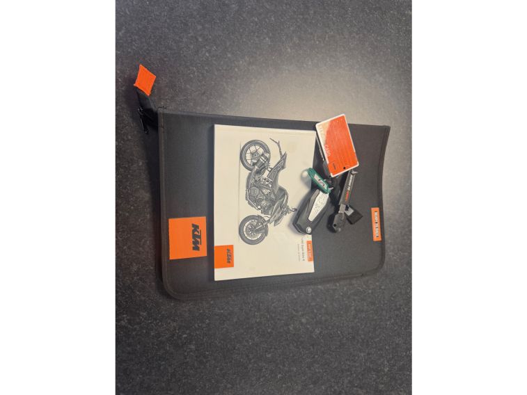 KTM 1290 Super Duke R ABS