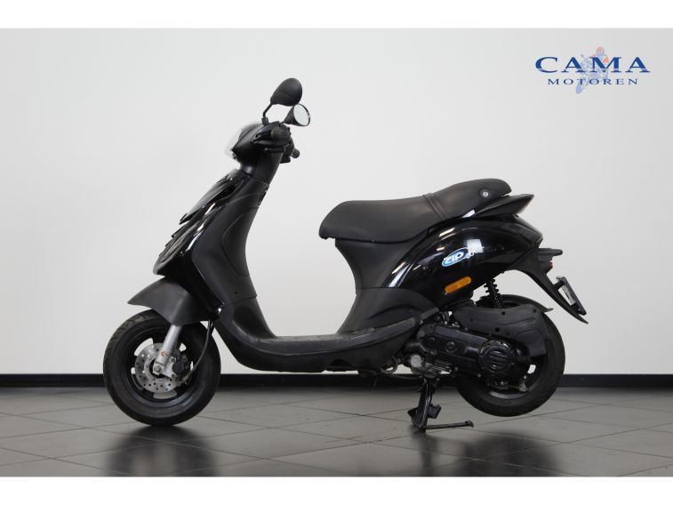 Piaggio Zip BROM