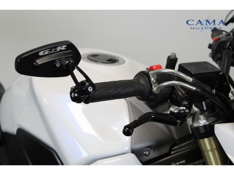 Suzuki GSR 750 ABS