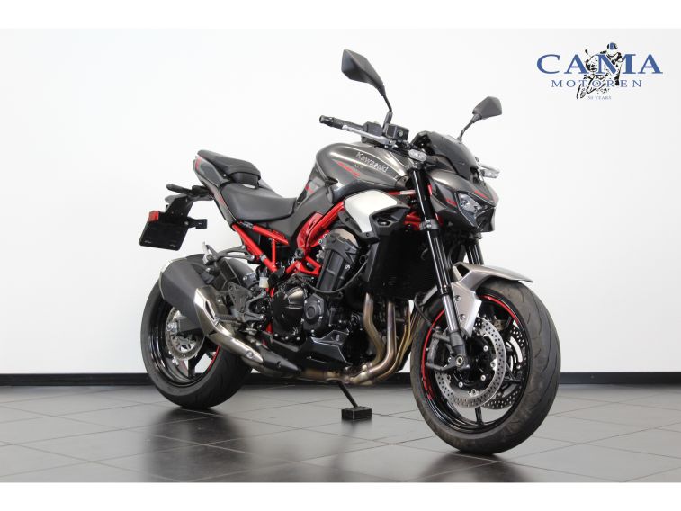 Kawasaki Z 900 ABS 2025
