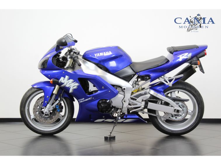 Yamaha YZF R1