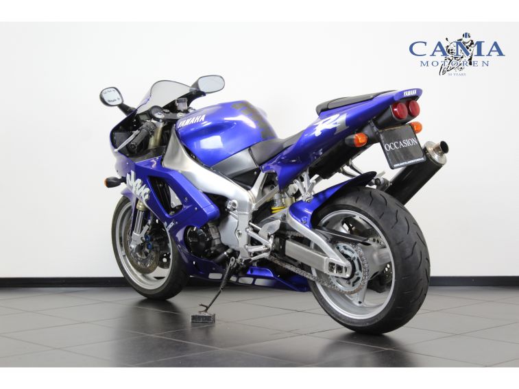 Yamaha YZF R1