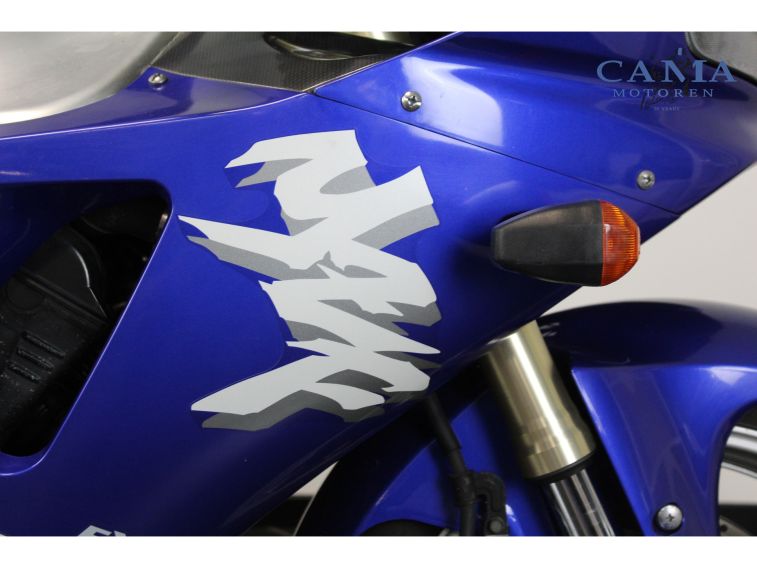 Yamaha YZF R1