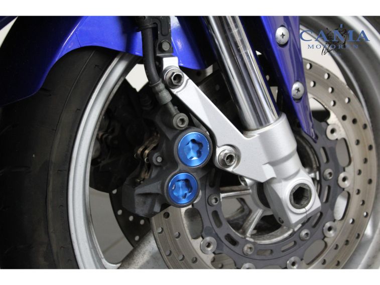 Yamaha YZF R1