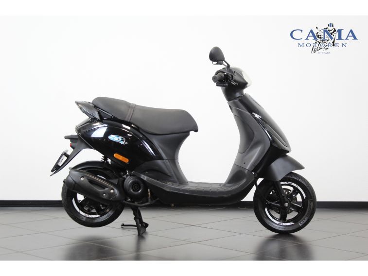 Piaggio Zip BROM
