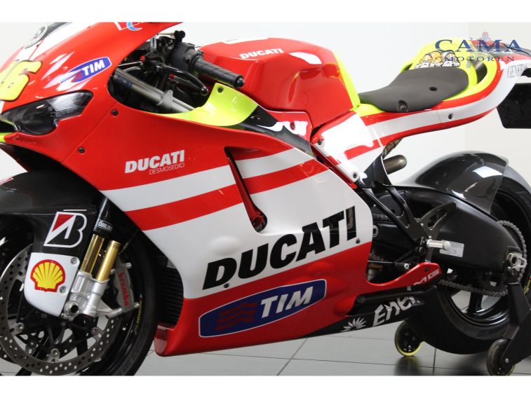 Ducati Desmosedici RR Rossi 46 Edition